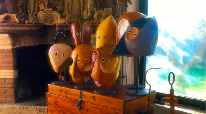 Mostra maschere in cuoio del Maestro Giorgio De Marchi per l'associazione cambiaMENTI